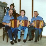 Schmidig-Gwerder mit Daniel Gwerder und Mark Schuler am Bass